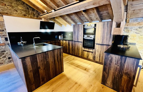 Les Angles Ski Chalet | Le Refuge Cal Chalon * chalet in the heart of the village - its breathtaking view