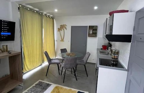 Remire Montjoly Apartment | Le refuge rafraîchissant