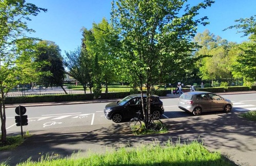 Albi Apartment | Le Rochegude,Park view - Parking - Railway station