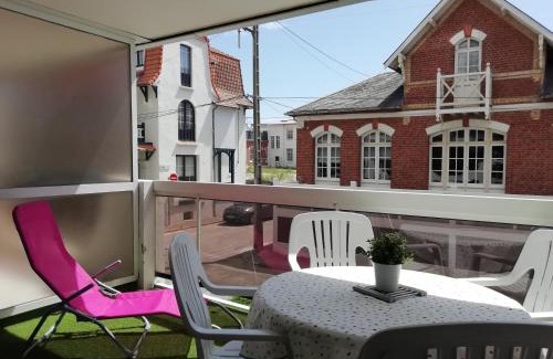 Le Touquet-Paris-Plage Apartment | Le Saint Amand, studio cabine, agréable terrasse sud