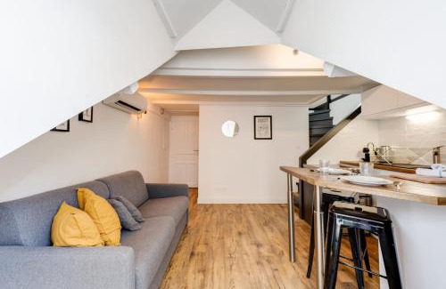 Annecy Old Town Apartment | Le Saphir - Nice Studio in the city center with air conditioning