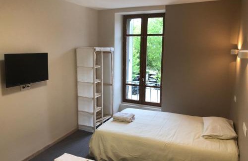 Saint-Geniez-d'Olt Hotel | LE SENT-GINIEIS