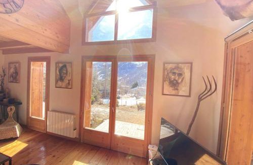 Le Serre Barbin Ski Chalet | Le Serre Barbin - Chalet ensoleillé, tout confort