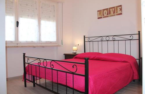 Marina di Castagneto Carducci Apartment | Le tre Caravelle -La Nina- 50m dal mare - WI-FI