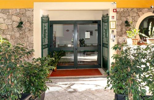 Letojanni Apartment | Le Tartarughe Aparthotel