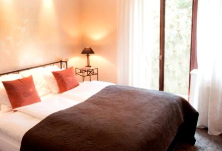 Neuhutten Hotel | Le Temple