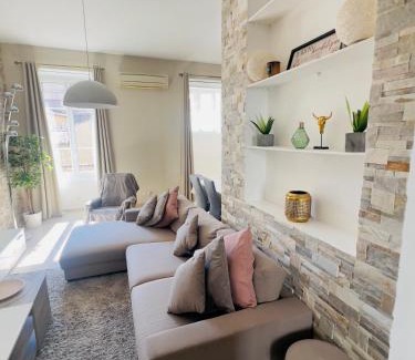 Orange Apartment | Le Théâtro
