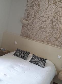 Lezignan-Corbieres Hotel | Le Tournedos