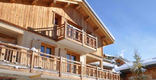 Mont-de-Lans Ski Chalet | Le Tout Schuss Chalet, SPA Privé, piste de ski à 100m