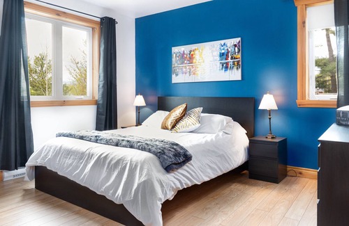 Baie-St-Paul Cottage | Le Très-Chic - SPA, billard, souvenirs🍸🎱🧖‍♀️🕶