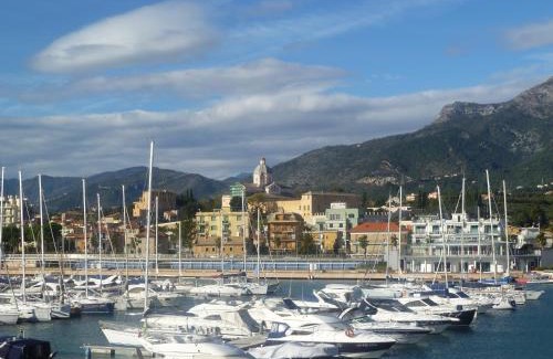 Pietra Ligure Boat Rental | Le Vele Residence Sailing Boat