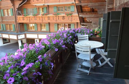 Zweisimmen Nr Gstaad Apartment | Le Vieux Chalet