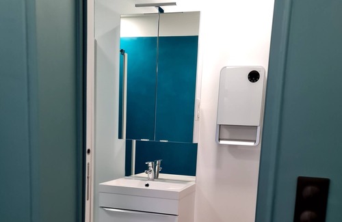 Troyes Apartment | Le Voyageur, romantic studio close to the historic center of Troyes