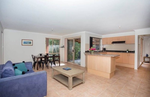 Ulladulla House | Leafy Retreat Summary