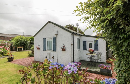 Maidens Cottage | LEARIG LODGE, romantic, country holiday cottage in Girvan