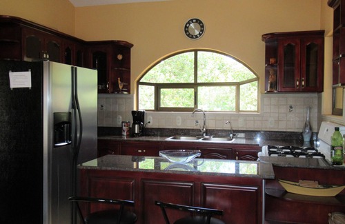 San Mateo House | Leave the Cold behind, Winter in the Safe Quiet Paradise of Costa Rica