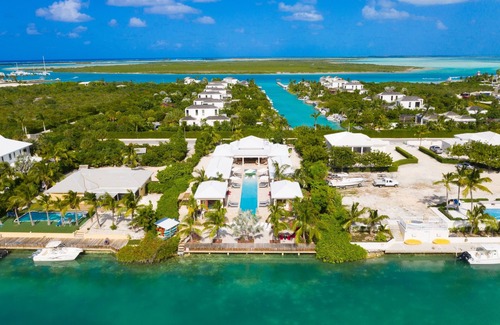 Leeward Settlement Villa | Leeward Jewel Villa - Luxurious 7 bedroom Canal Front Villa