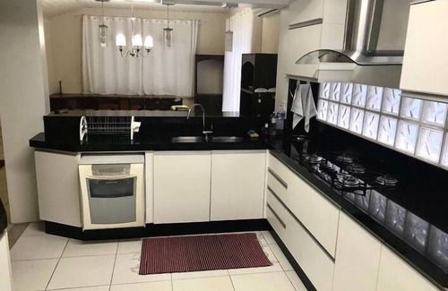 Centro House | LEFT HOUSE 17/or 21 PEOPLE/CENTER/SWIMMING POOL/BILLIARDS