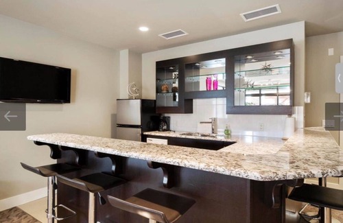Sicamous Condo | Legacy on Mara Lake/ Private Sandy Beach/Boatslip