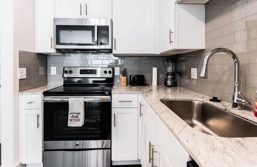Legacy Park Apartment | Legacy West|Corporate|1Bed|Courtyard View