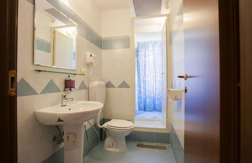 Rione XVIII Castro Pretorio Hostel | Legend R G