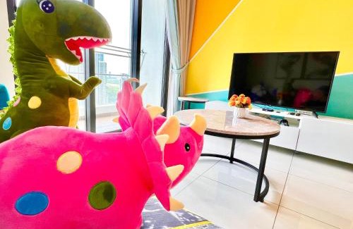 Medini Apartment | LEGOLAND ELYSIA PARK 2 BEDROOM with Luxe Pool Cozy Stay