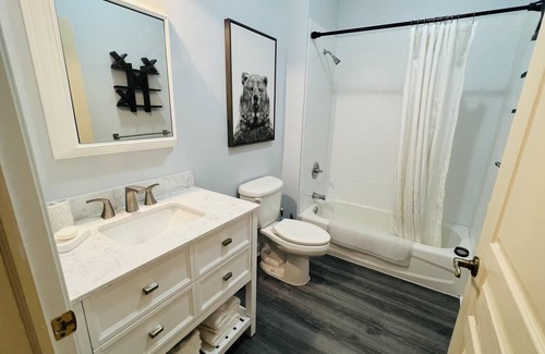 Vernon Condo | Legoland | Resort | Fireplace | Pool | Hot Tub | 1st Floor | 06-11