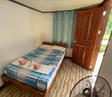 Port Barton House | Leianna's Homestay