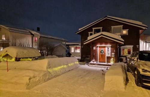Sarpsborg Apartment | Leilighet sentralt i Tromsø med parkering, egen inngang