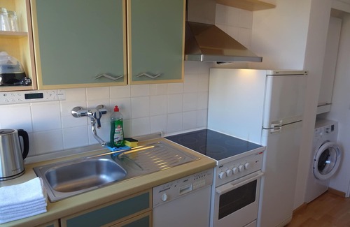 Leutzsch Apartment | Leipzig home with a view (Wi-Fi)