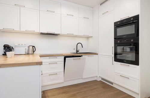 Pradnik Czerwony Apartment | Lema 17 | Prestige, Wifi, 2 Bedrooms, Balcony, Parking, Cracow
