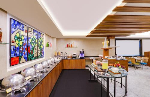 South Tukoganj Hotel | Lemon Tree Hotel, Indore