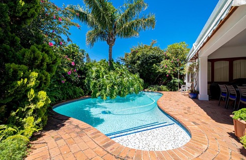 Port Elizabeth House | Lemon Tree Lane