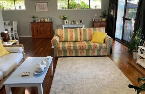 Armidale House | Lennox House