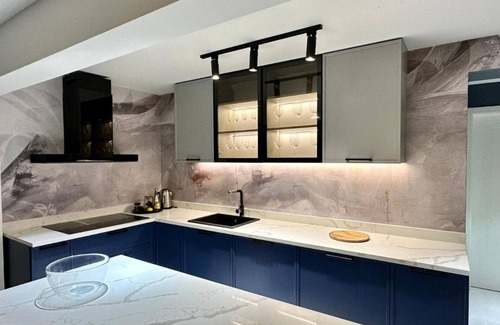 Kozino Apartment | Leonarda Waterfront Residences