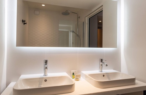 Quartier du Faubourg-Montmartre Hotel | Leonardo Boutique Hotel Paris Opera