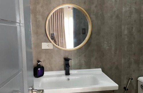 Tagaytay Bed & Breakfast | Leonas By RSM