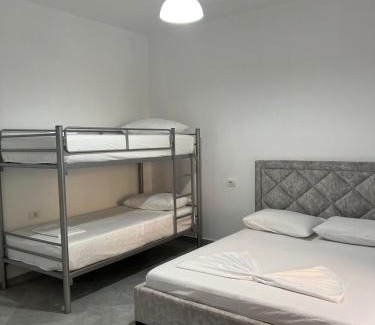 Borsh Apartment | Leone Guesthouses