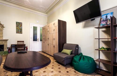 Lviv City Center Hostel | Leosphere Hostel