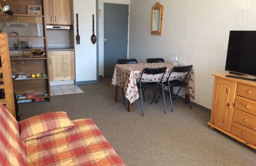Les Deux Alpes Apartment | Les 2 alpes - Apartment 52m² - Resort center - At the foot of the slopes - Beautiful view