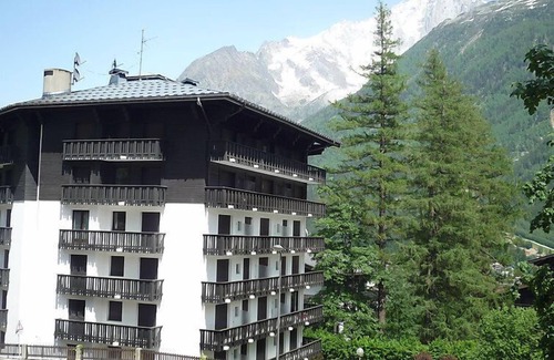 Chamonix City Centre Apartment | Les Aiguilles du Brévent by Interhome
