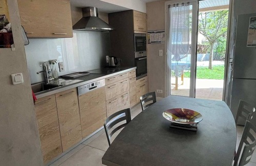Aurillac Apartment | Les alouettes, ground floor, terrace, garden, 1bed, 4pers