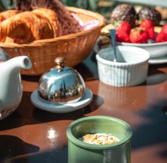Carces Bed & Breakfast | Les Apiers, chambre d'hôtes de charme à Carcès
