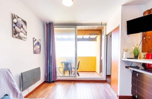 Narbonne-Plage Apartment | Les Balcons de la Méditerranée by Interhome