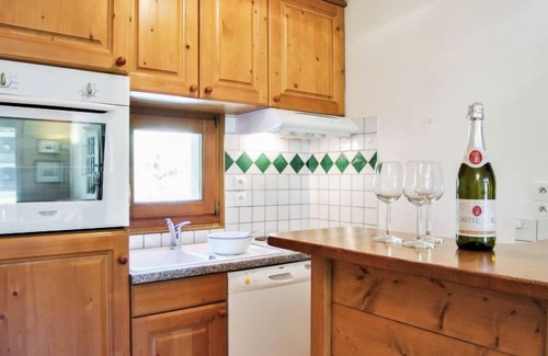 Chamonix-Mont-Blanc Apartment | Les Capucins by Interhome