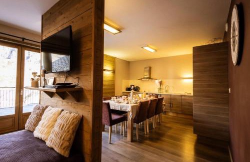 Valloire Apartment | Les Chalets D'adrien - 4 pièces 8 personnes exposé Ouest MAE-8744