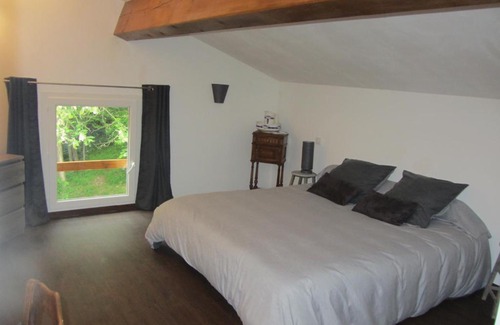 Saint-Pierre-de-Riviere Bed & Breakfast | Les Cimes