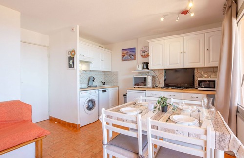 La Nartelle Apartment | Les Coteaux de la Nartelle by Interhome