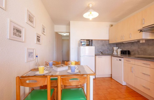 La Nartelle Apartment | Les Coteaux de la Nartelle by Interhome
