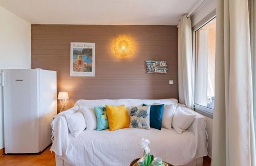 La Nartelle Apartment | Les Coteaux de la Nartelle by Interhome